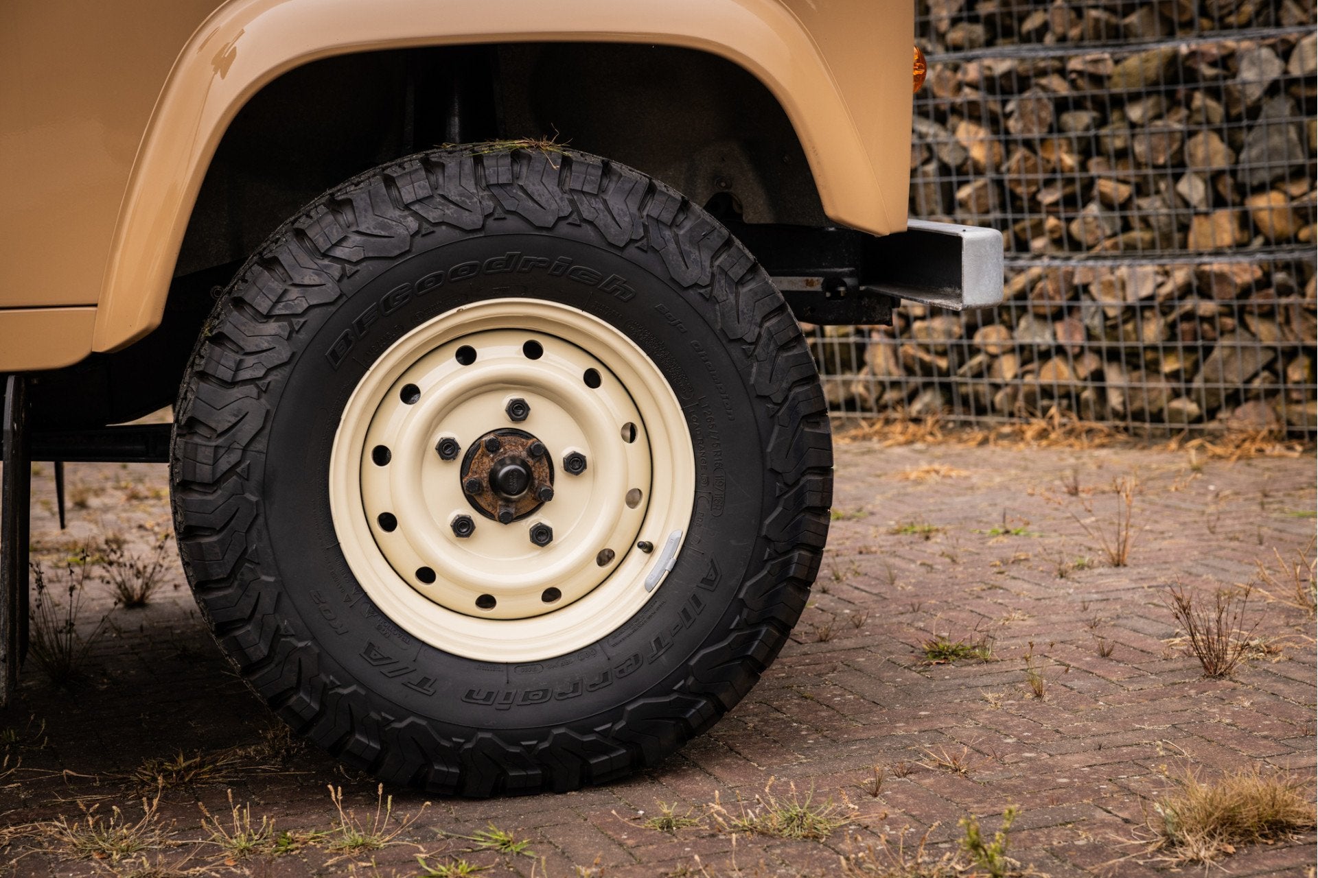 Land Rover Defender 110 V8 Hard Top Volledig gerestaureerd, foto 12
