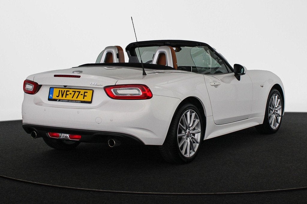 Fiat 124 Spider 1.4 MultiAir Turbo Lusso BOSE Keyless Stoelv, 1025 kg, Achterwielaandrijving, Gebruikt, 4 cilinders