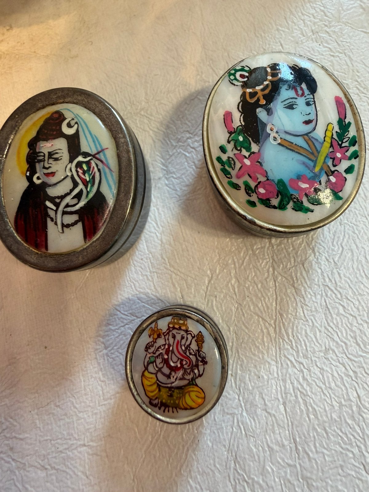 3 vintage pillendoosjes uit India, Verzenden