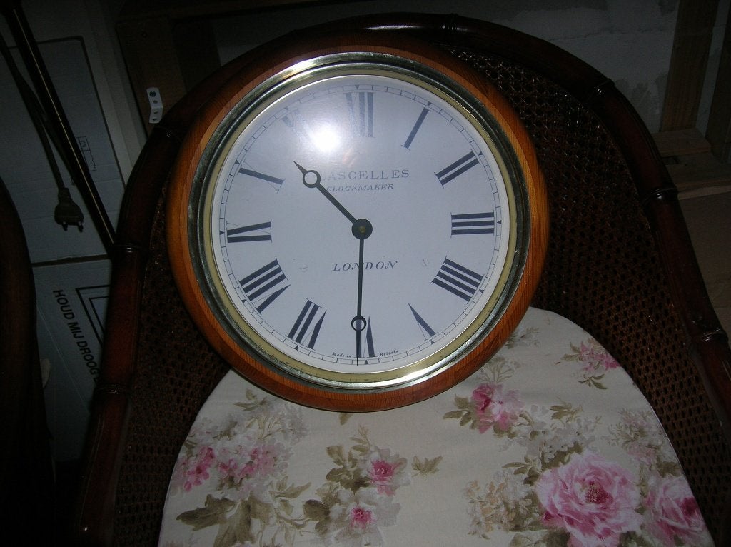 leuke klok op batt, Ophalen of Verzenden, Wandklok