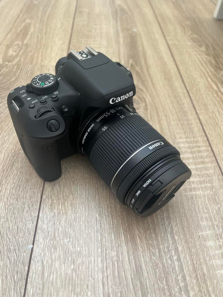 Canon EOS 750D spiegelreflexcamera met 2 lenzen, Ophalen, Spiegelreflex, Canon, Zo goed als nieuw