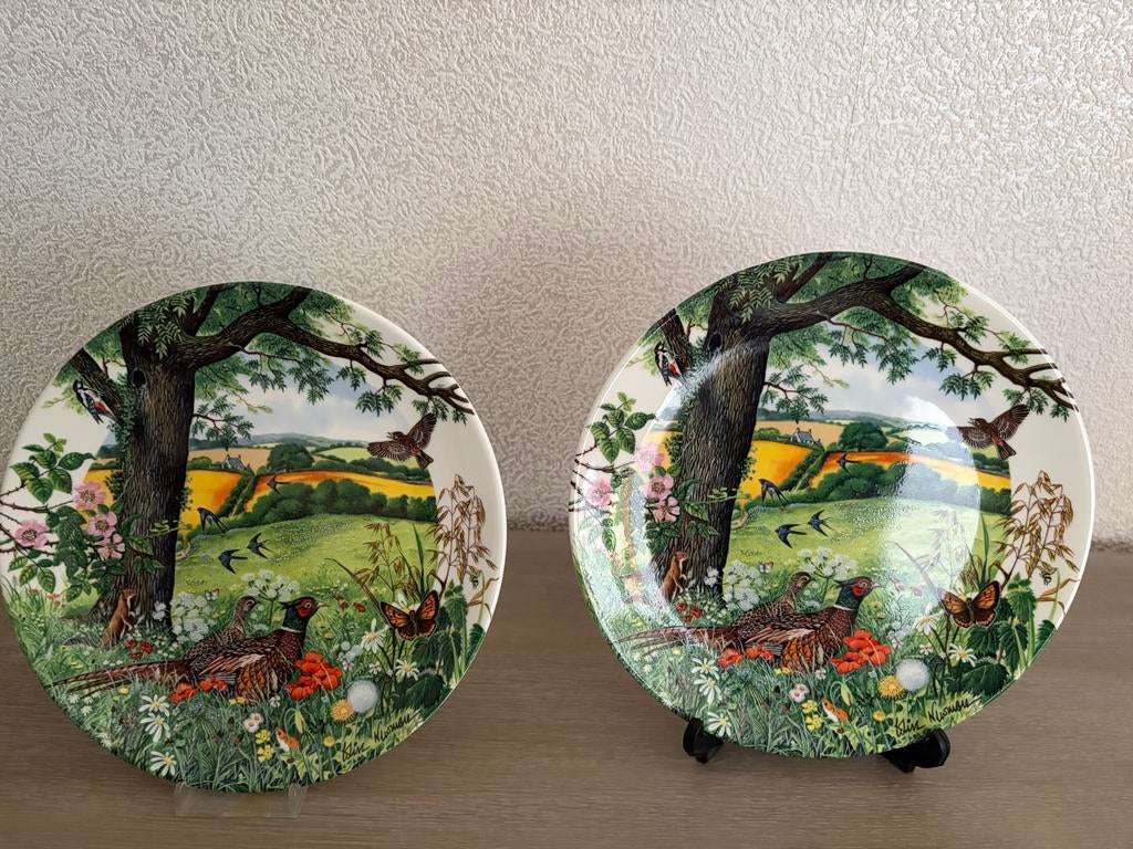 2 wedgewood decoratieve borden met fazanten en landschap, Ophalen