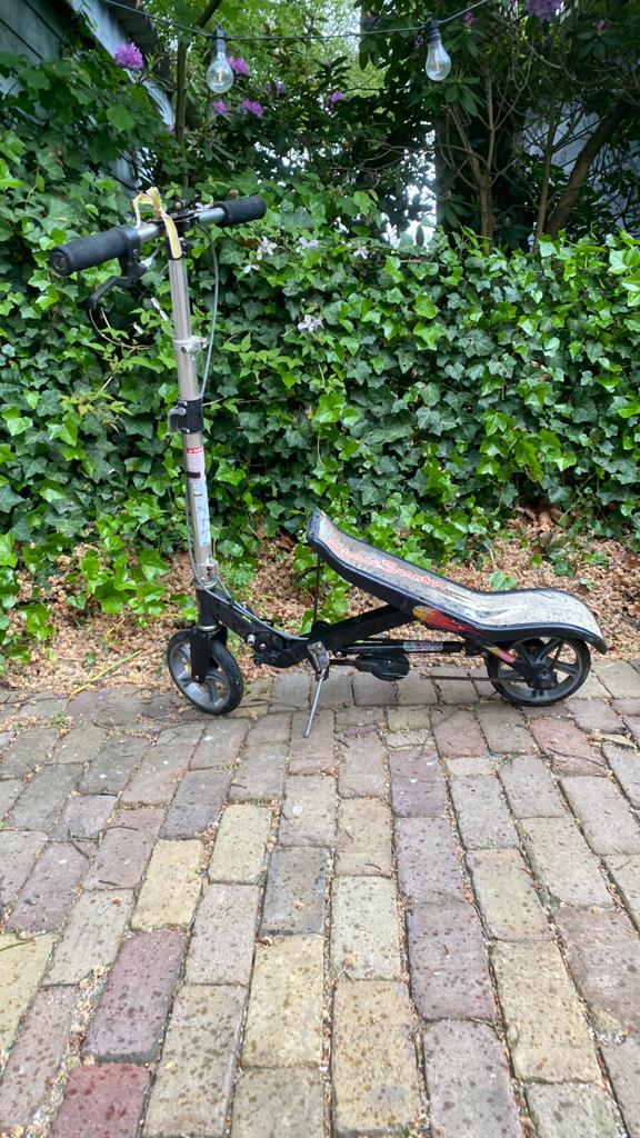 Space scooter, Ophalen