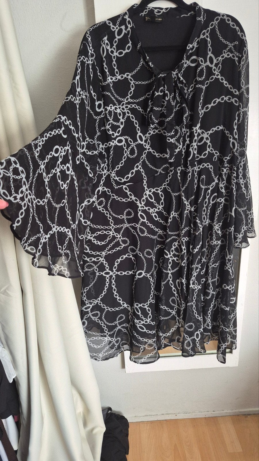 Yoek Black Label jurk met kettingprint, Yoek Black Label, Ophalen of Verzenden, Zo goed als nieuw, Jurk