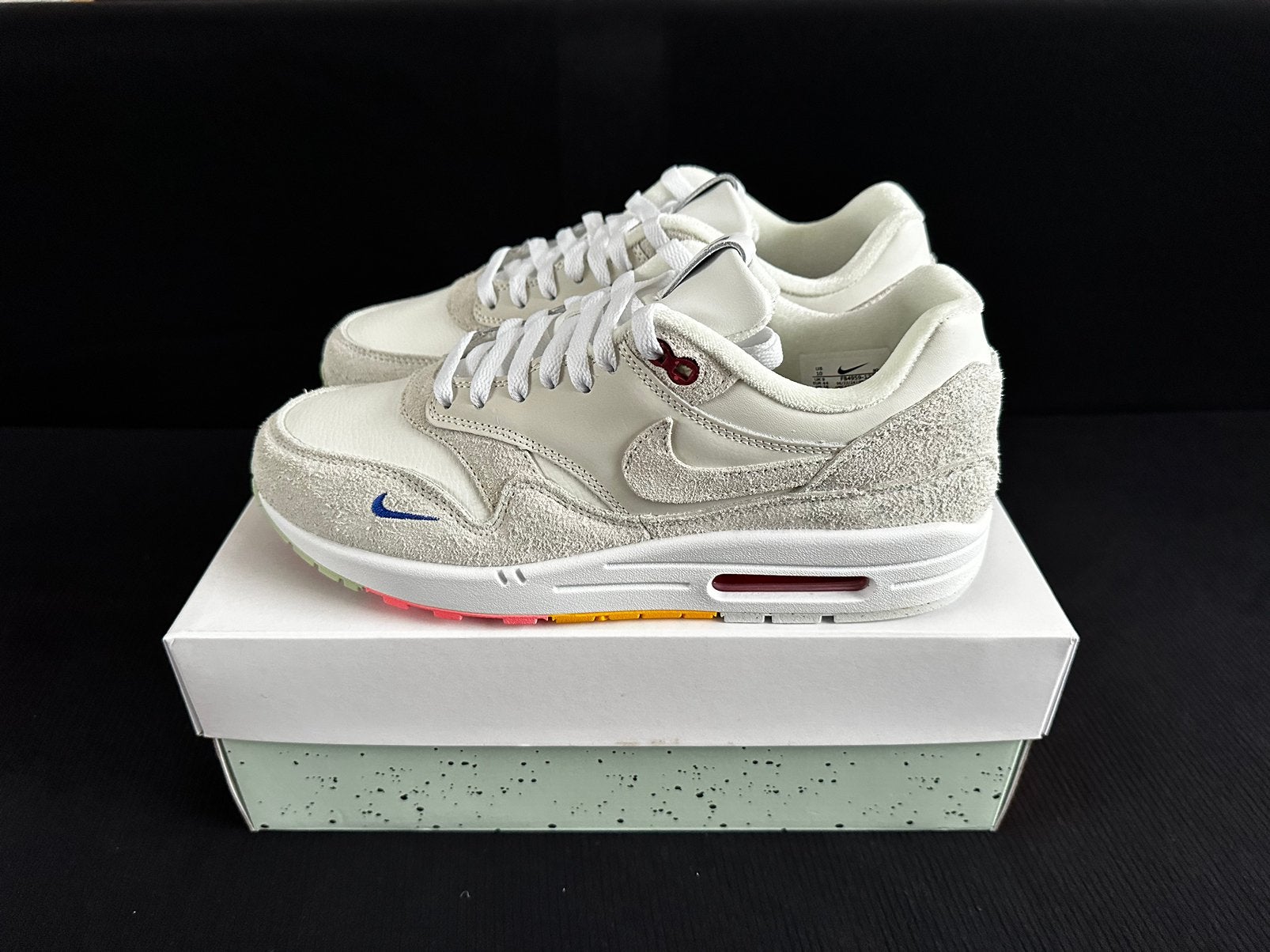 Nike Air Max 1 Premium / “Pom Pom Polka Dots” / Maat 44, Kleding | Heren, Schoenen, Wit, Nieuw, Ophalen of Verzenden, Sneakers of Gympen