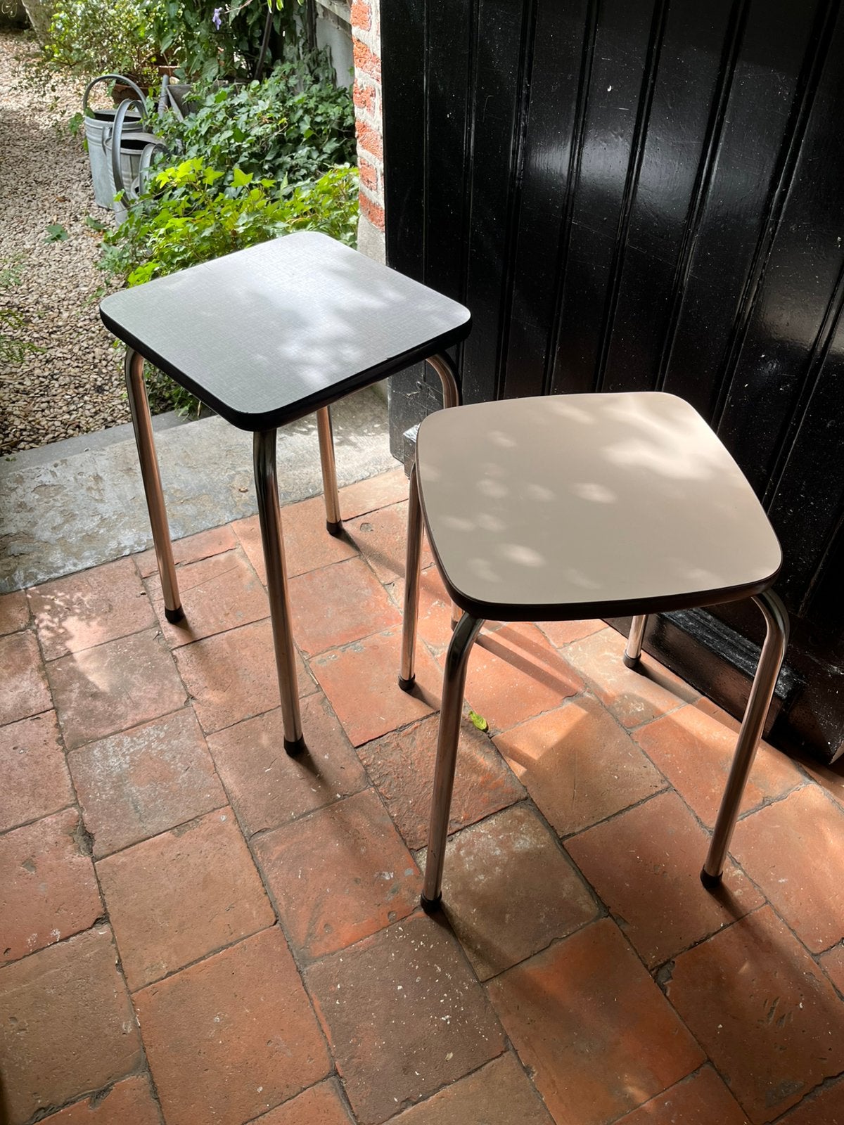 VINTAGE RETRO KRUKJE KRUK CHROOM FORMICA WIT BEIGE, Ophalen of Verzenden, Zo goed als nieuw, Hout
