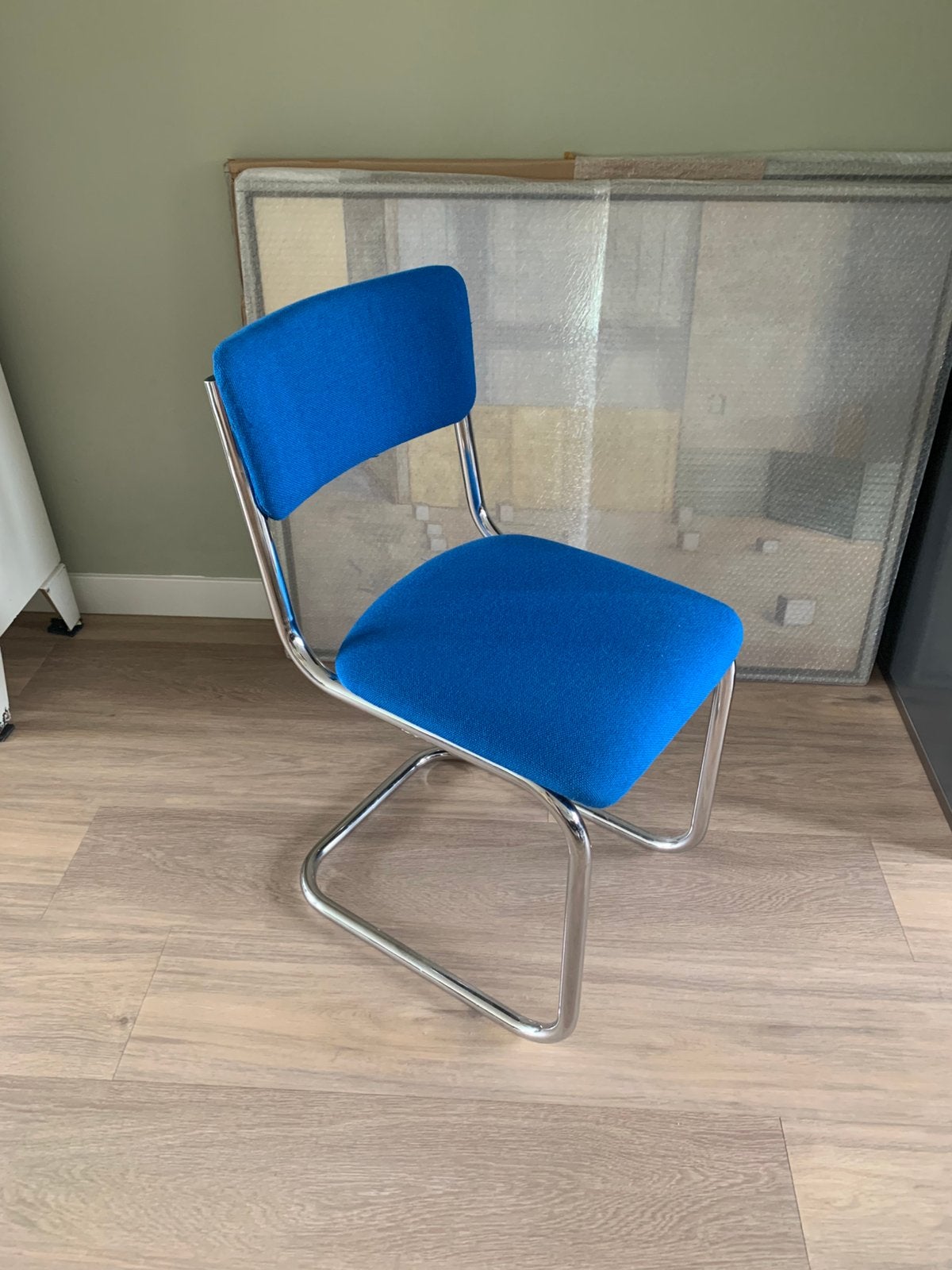 Eetkamer stoel bureau stoel ( gispen look), Ophalen, Blauw, Zo goed als nieuw, Eén