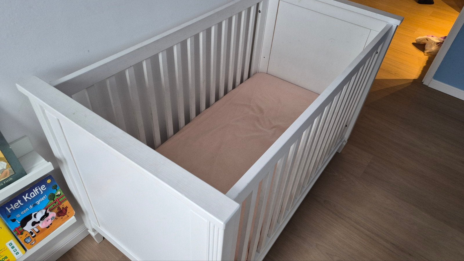 Wit houten ledikant met verstelbare bodem, Ophalen