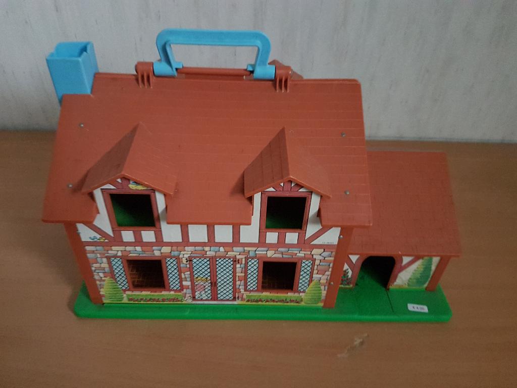 fisher price groot huis dat je open kunt klappen gezin, Kinderen en Baby's, Speelgoed | Fisher-Price, Ophalen of Verzenden, Zo goed als nieuw