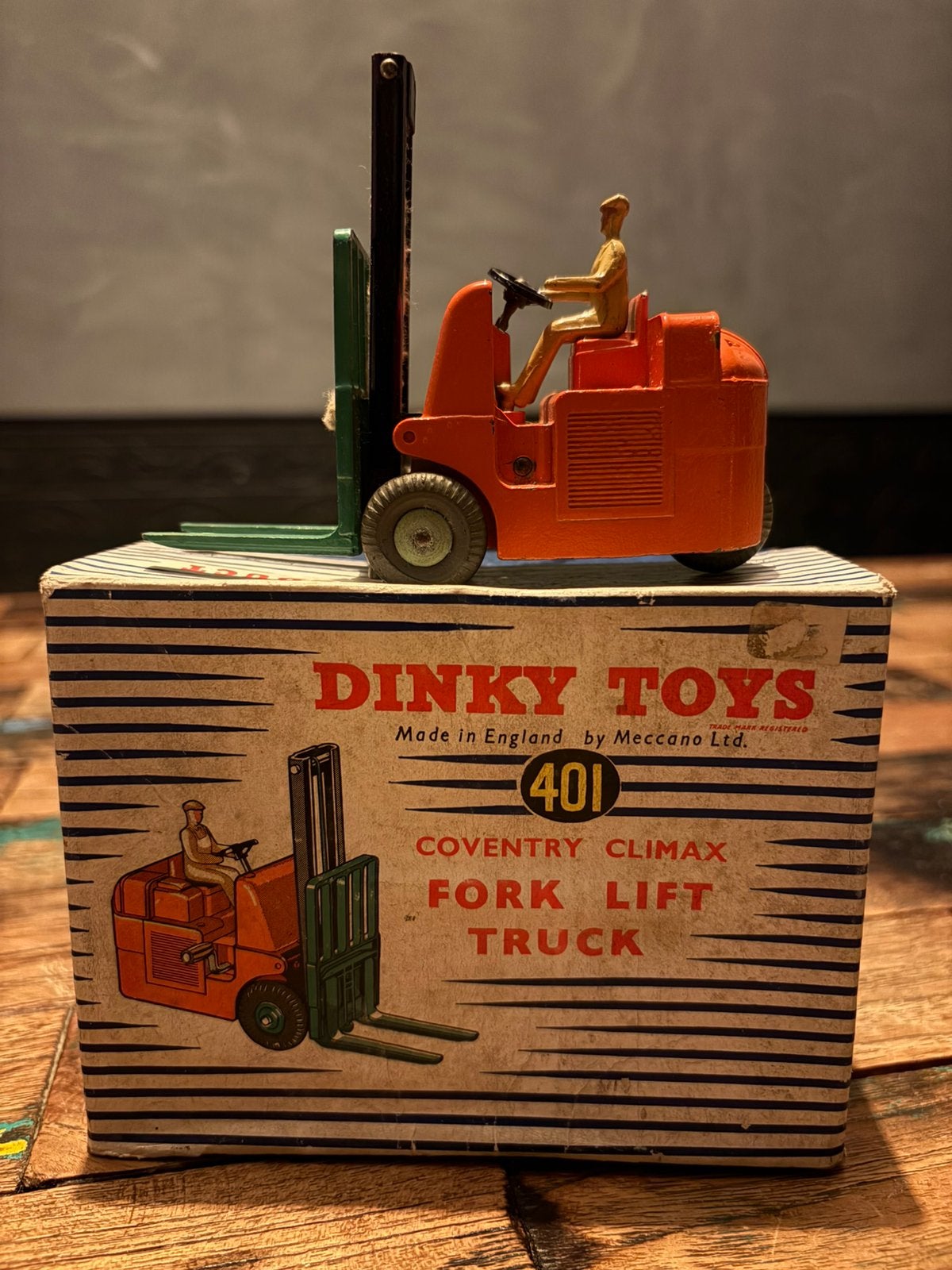 Dinky Toys 401 Coventry Climax Fork Lift + originele doos, Hobby en Vrije tijd, Ophalen of Verzenden, Zo goed als nieuw, Dinky Toys