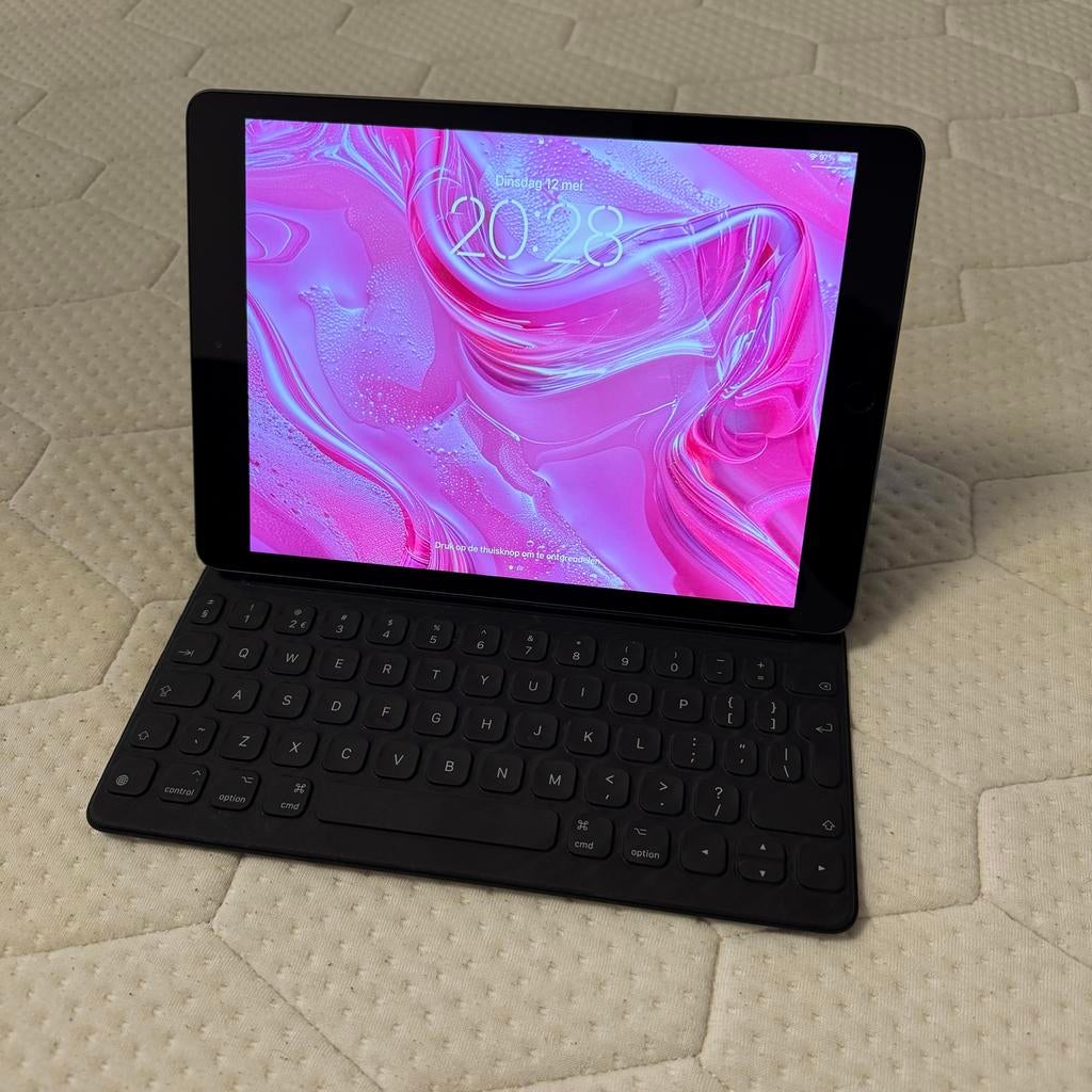 iPad 7 - 32GB - ZGAN - Incl. Folio Keyboard, 10 inch, 32 GB, Apple iPad, Ophalen of Verzenden
