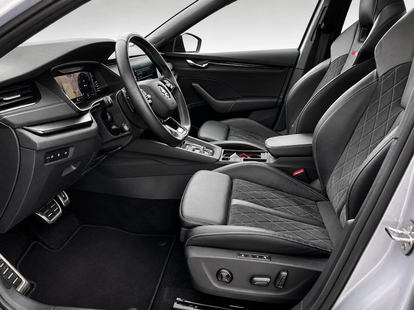 Skoda Octavia Combi 2.0 TSI RS Pano Head-Up El.Stoelvertstel, Auto's, 1441 kg, Euro 6, 4 cilinders, 245 pk