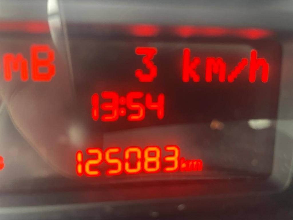 Fiat 500L 0.9 TWINAIR TREKKING Trekhaak Navi Cruise Airco Pd, Gebruikt, Euro 6, Bedrijf, Handgeschakeld