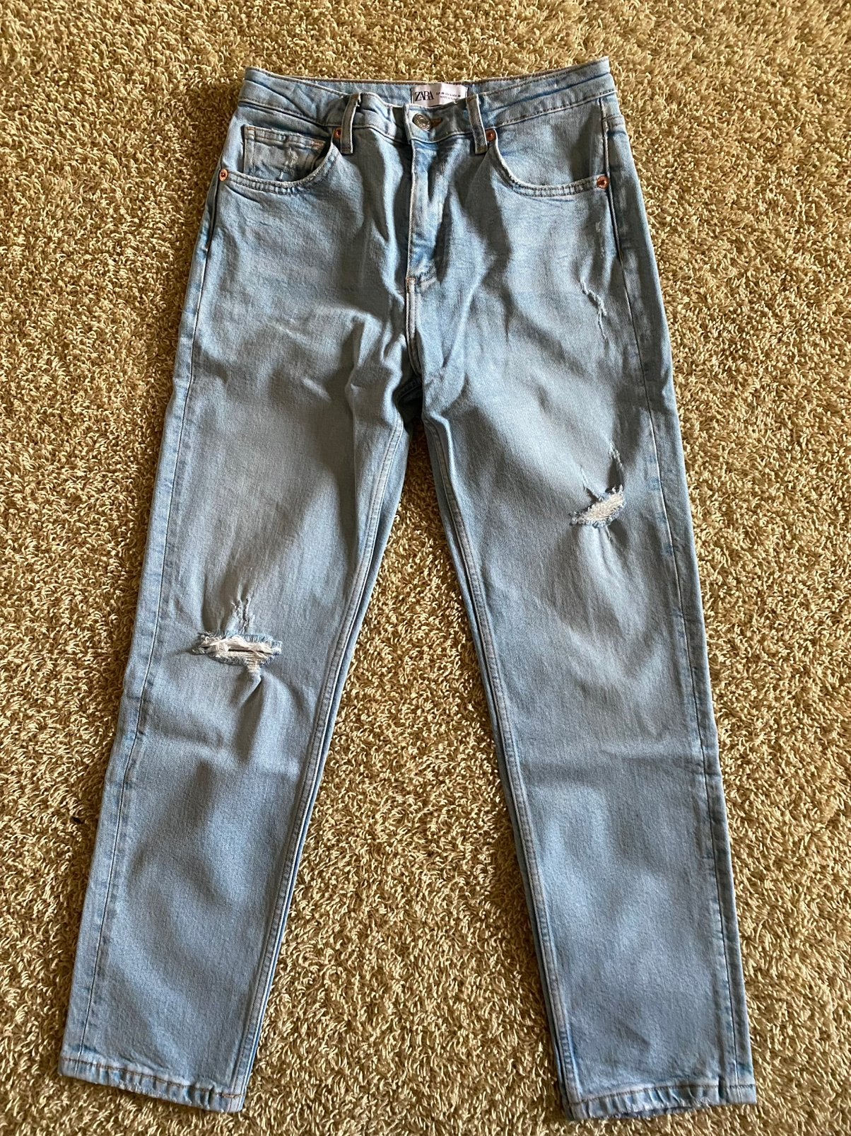 ZARA straight jeans licht blauw mt. 36, Ophalen of Verzenden, Zo goed als nieuw, Blauw, W28 - W29 (confectie 36)