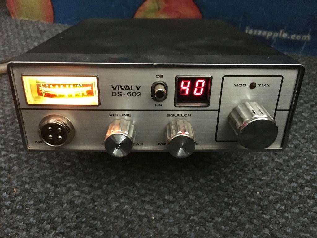 27 mc vivaly 40 ch am 2 stuks pr incl vzk, Ophalen of Verzenden, Zender en Ontvanger