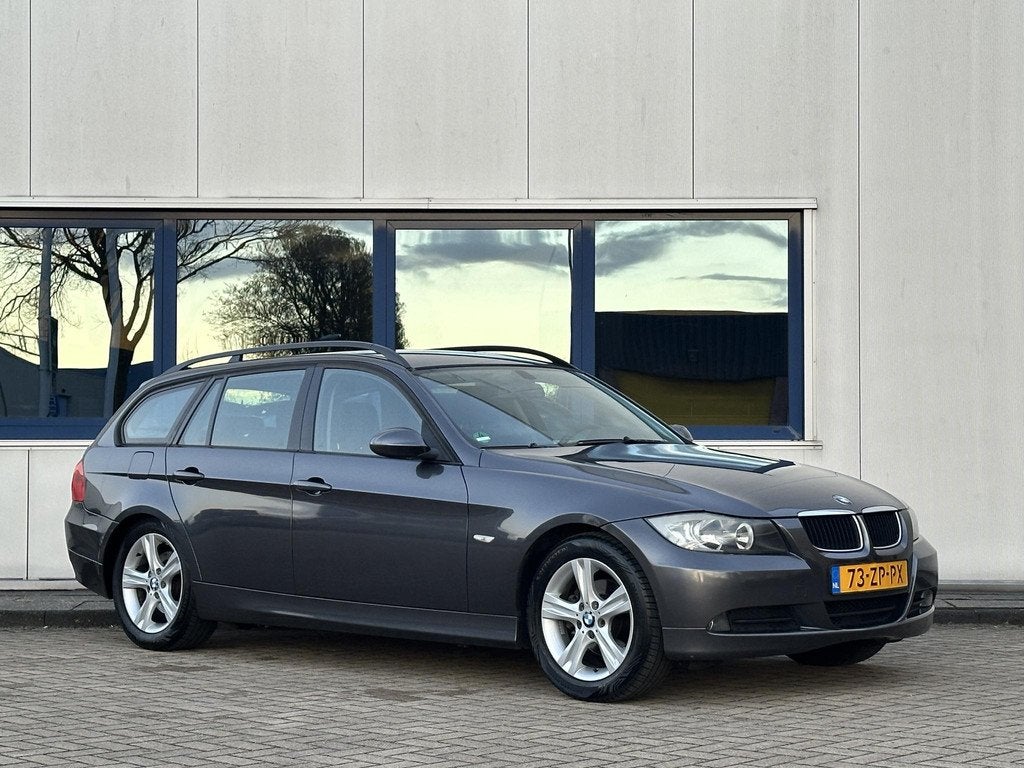 BMW 3-serie Touring 320i l Nieuwe APK l Cruise l Airco l, Auto's, 13 km/l, 4 cilinders, 150 pk, Handgeschakeld