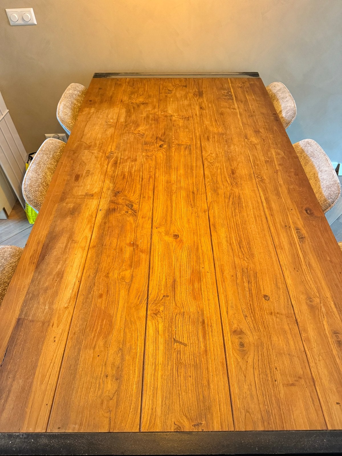 Robuuste eettafel van teakhout met metalen onderstel, Ophalen, Gebruikt, Teakhout, 50 tot 100 cm
