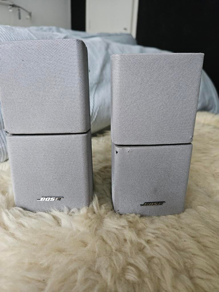 2 Bose Jewel Cubes: Klein formaat, groots geluid, Audio, Tv en Foto, Luidsprekers, Gebruikt, Ophalen of Verzenden, Bose, Minder dan 60 watt