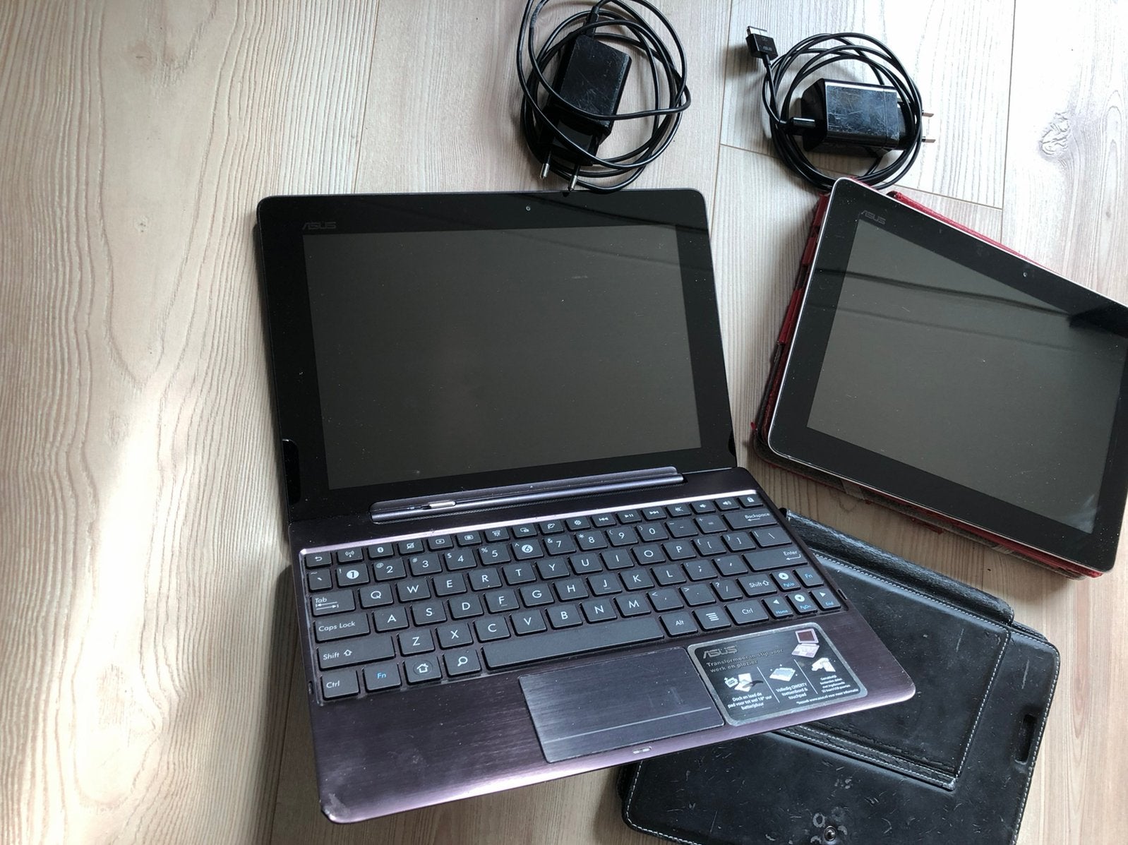 2 X Asus Transformer tablet 10.1 inch + 1 toetsenbord TF201, Computers en Software, Android Tablets, 10 inch, Gebruikt, ASUS, Ophalen of Verzenden