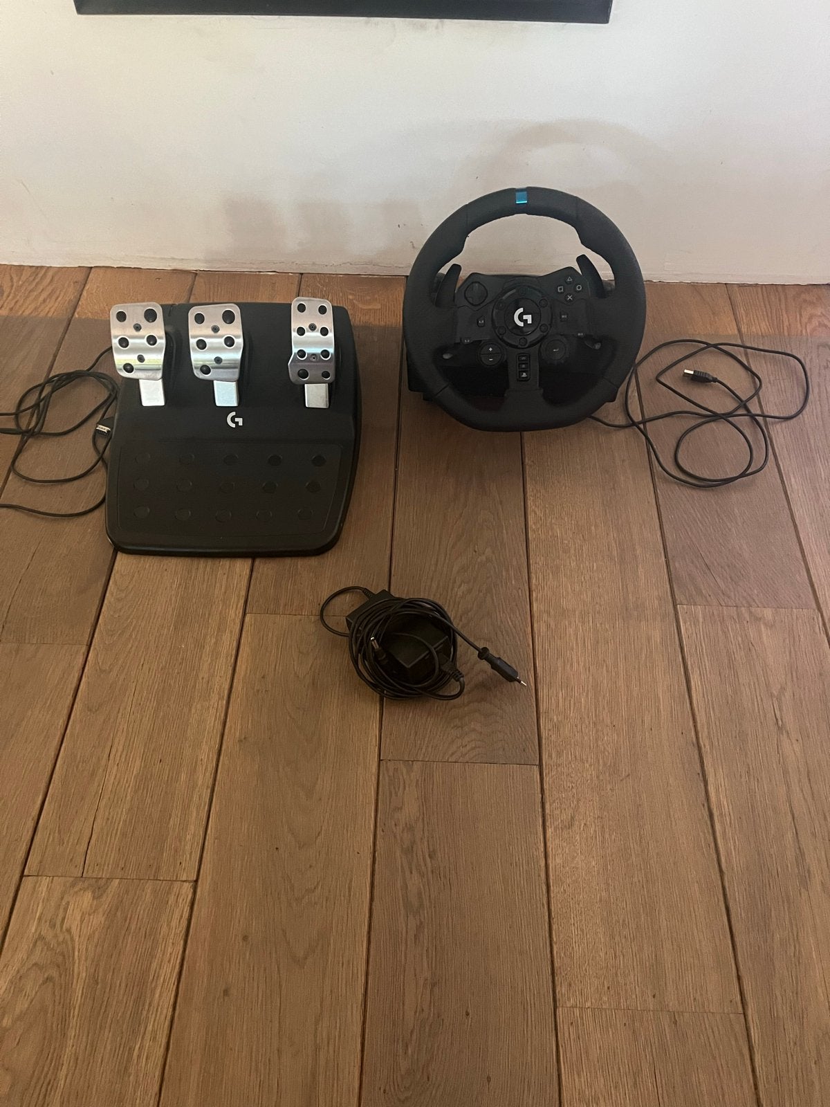 Logitech G923 racestuur met pedalen voor PlayStation/PC, Spelcomputers en Games, Racestuur, Force feedback, Ophalen of Verzenden