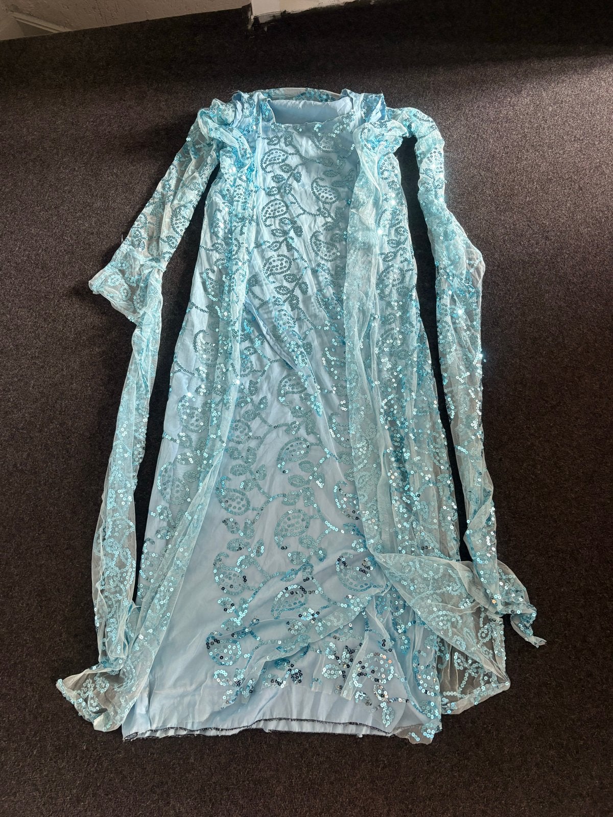 Elegante Galajurk met Pailletten en Lange Mouwen, Kleding | Dames, Jurken, Blauw, Zo goed als nieuw, Onder de knie, Ophalen