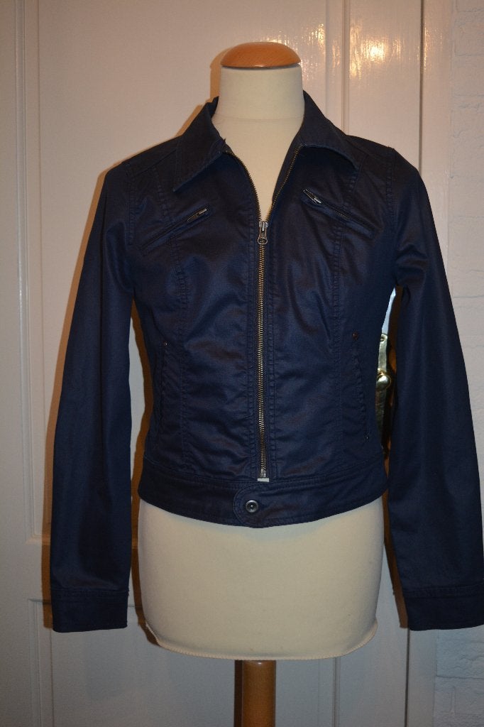 Geisha Jeans, leuk kort blauw jasje, maat M (38), Maat 38/40 (M), Geisha, Blauw, Ophalen of Verzenden