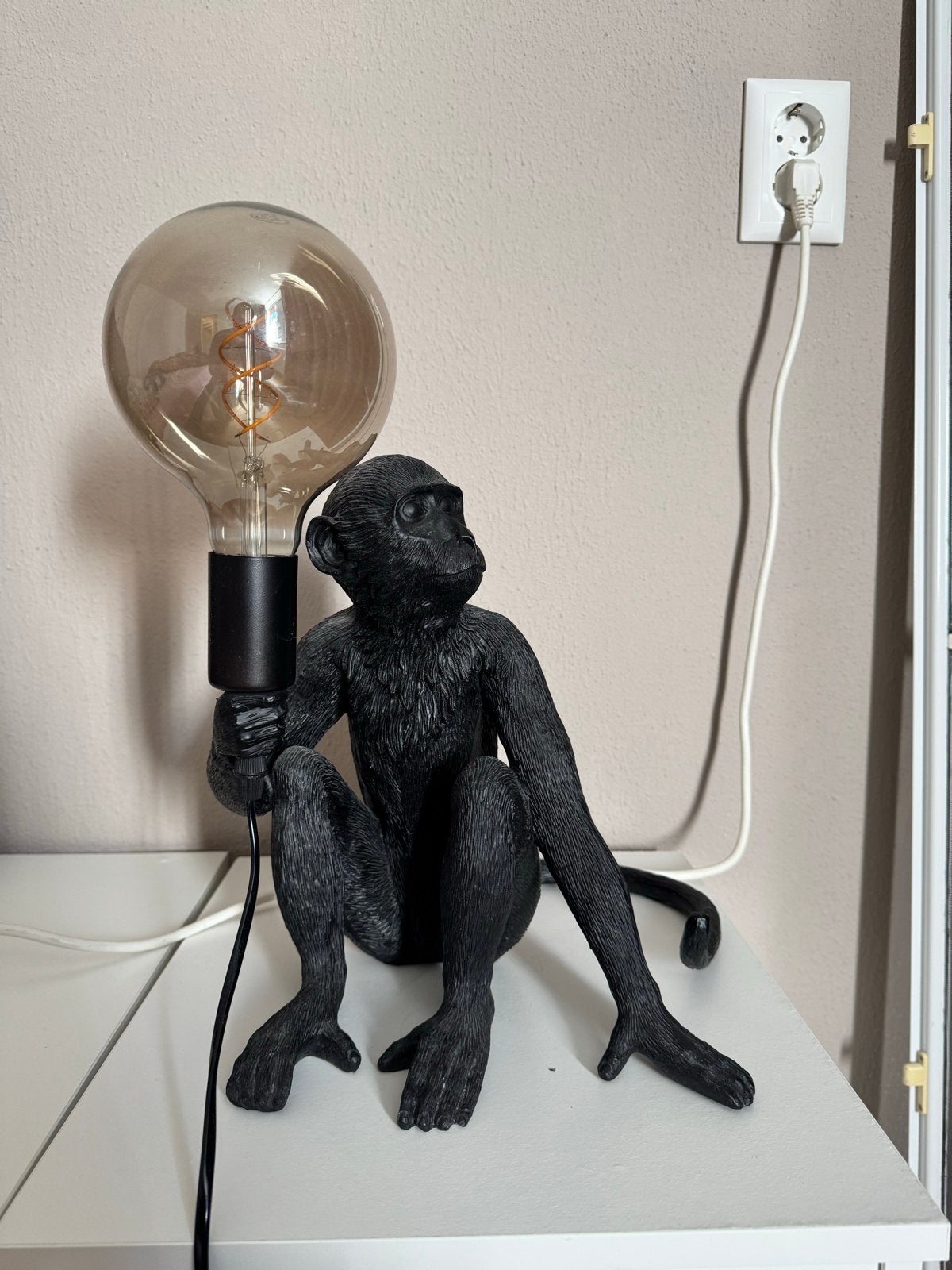 Unieke Apenlamp met Edison Gloeilamp - Zwart Design, Ophalen, Kunststof, E27 (groot), Zwart