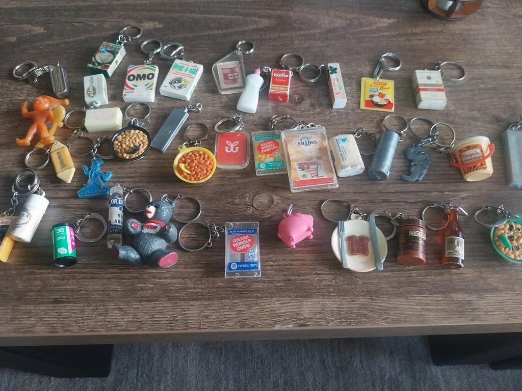 Vintage sleutelhangers - Prachtige oude producten, Verzamelen, Sleutelhangers, Ophalen of Verzenden