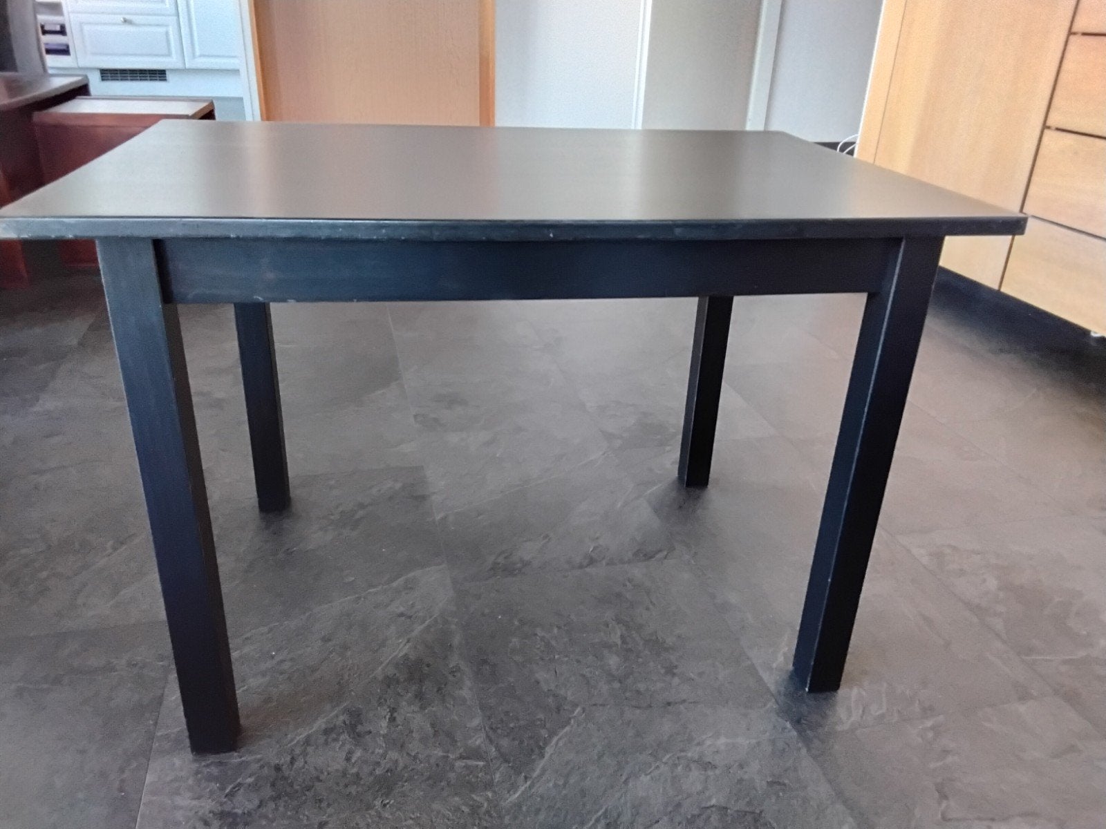 Kindertafel, zwart, gratis ophalen, Ophalen, Minder dan 50 cm, 50 tot 100 cm, Zo goed als nieuw
