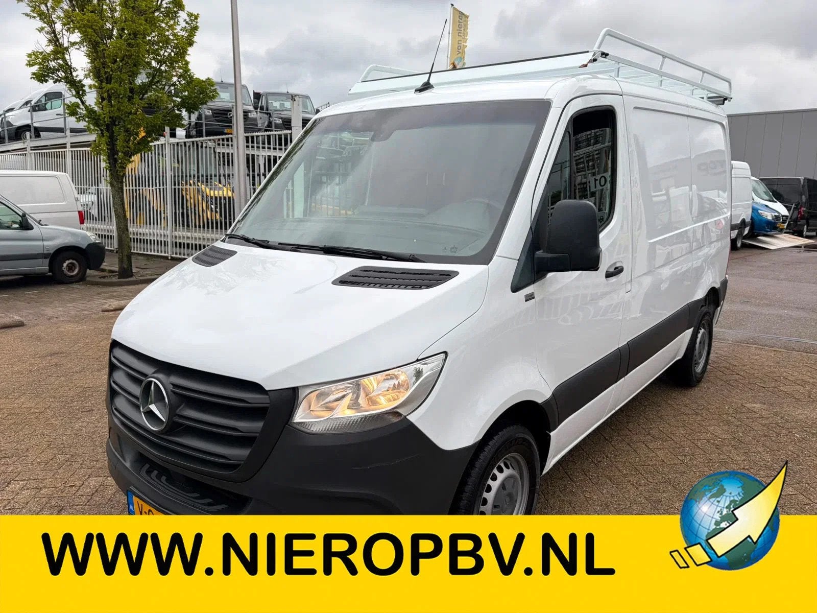 Mercedes-Benz Sprinter 211CDI L1H1 Airco Trekhaak Imperiaal, Auto's, Bestelauto's, Gebruikt, Euro 6, 4 cilinders, 1934 kg
