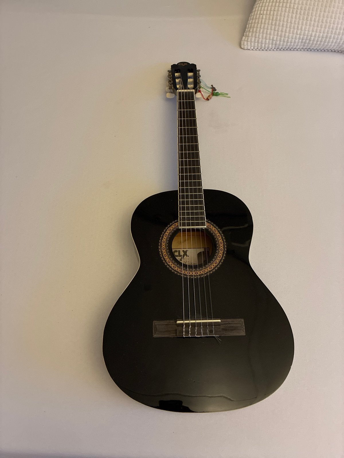 Zwarte klassieke gitaar - Gebruikt, Ophalen of Verzenden, Gebruikt, Klassieke of Spaanse gitaar
