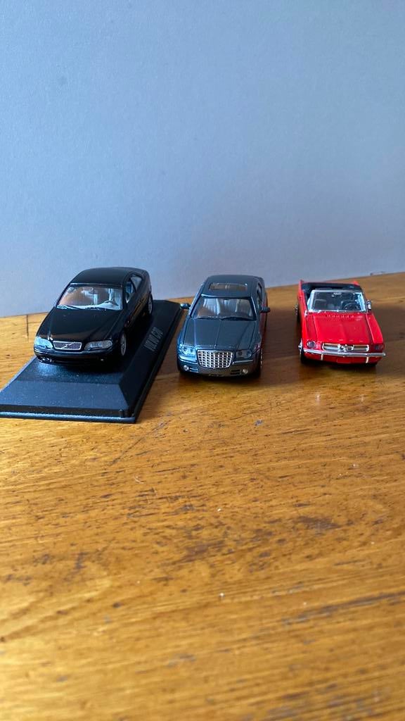 3 Mooie modellen 1/43, Hobby en Vrije tijd, Modelauto's | 1:43, Zo goed als nieuw, Auto, MiniChamps, Ophalen of Verzenden