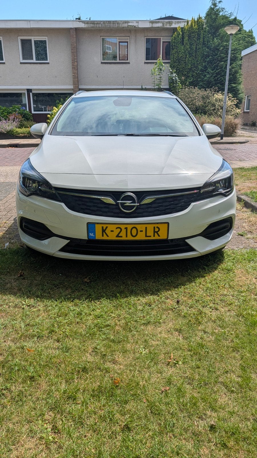 Foto 3 van Goed onderhouden Opel Astra Sports Tourer 1.2 Turbo 110pk