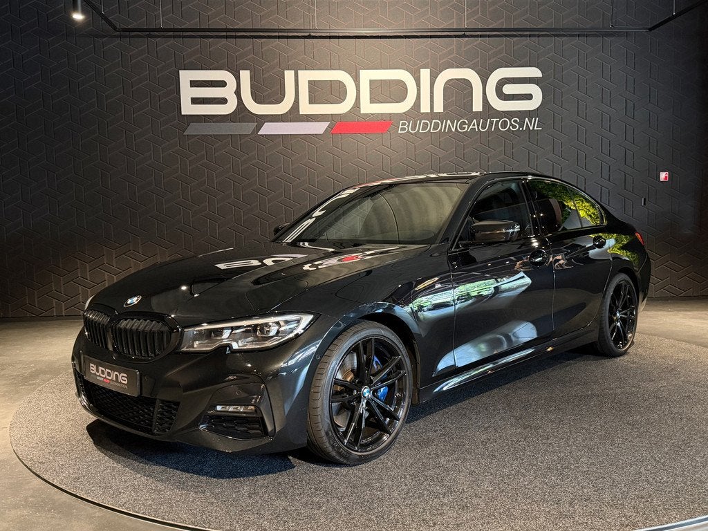 BMW 3-serie 320i High Exe | M-sport | Camera | CarPlay, Automaat, 1998 cc, Achterwielaandrijving, Gebruikt