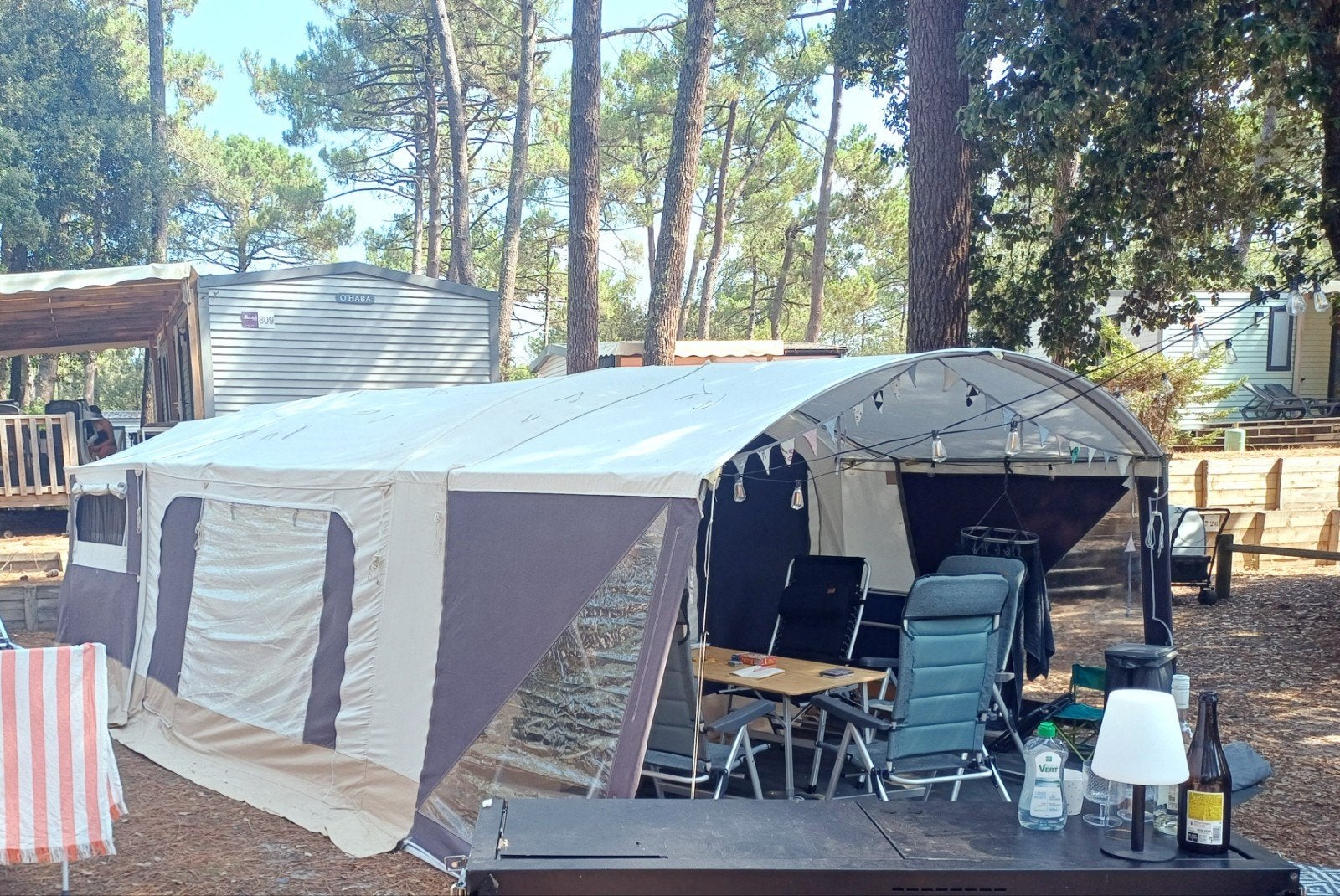 Trigano galleon vouwwagen met ruime voortent en luifel, Caravans en Kamperen, Ophalen, Trigano, Beige, Aanwezig