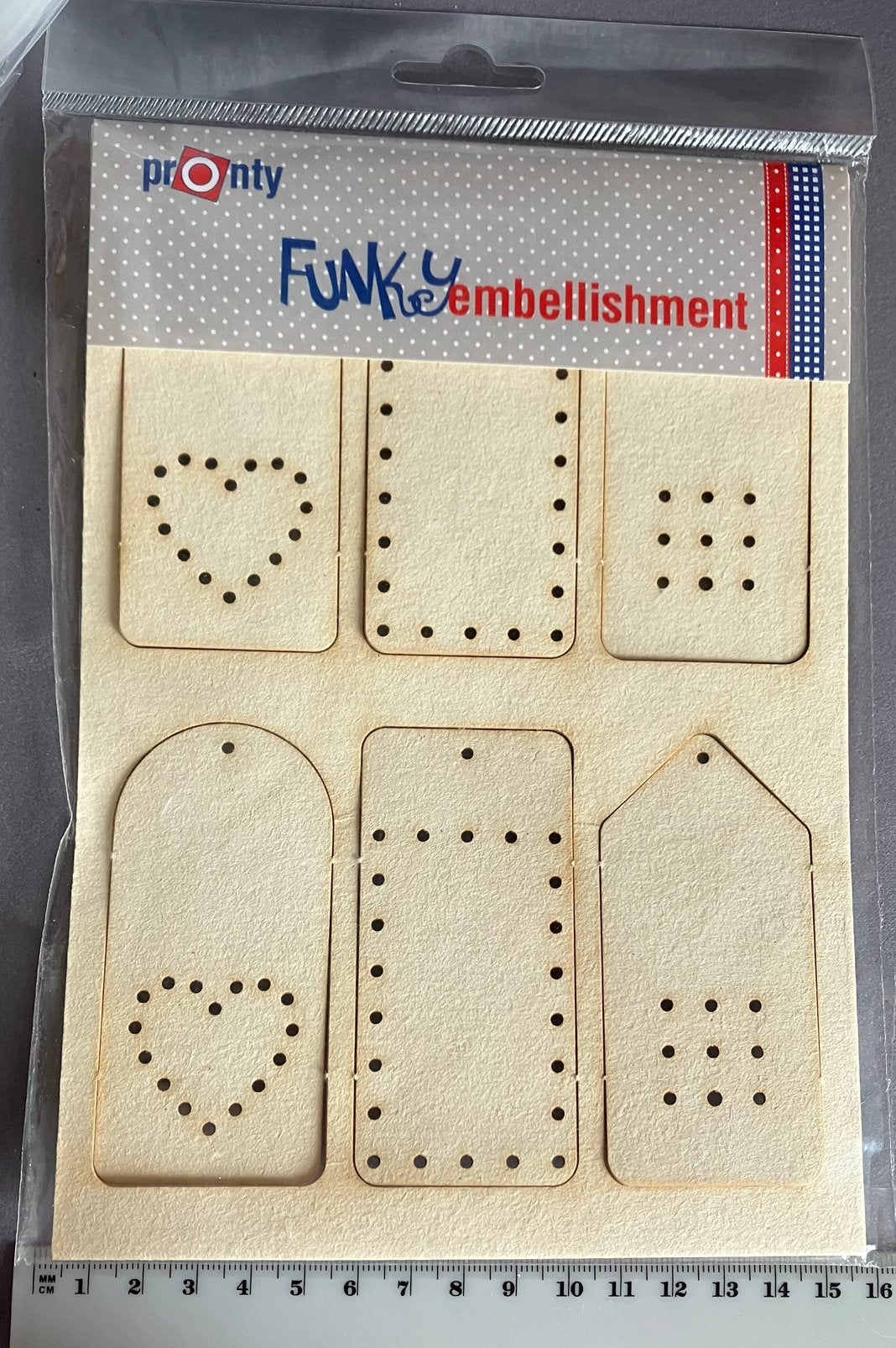 Borduur labels hout nw, Ophalen of Verzenden, Nieuw, Onderdeel of Toebehoren