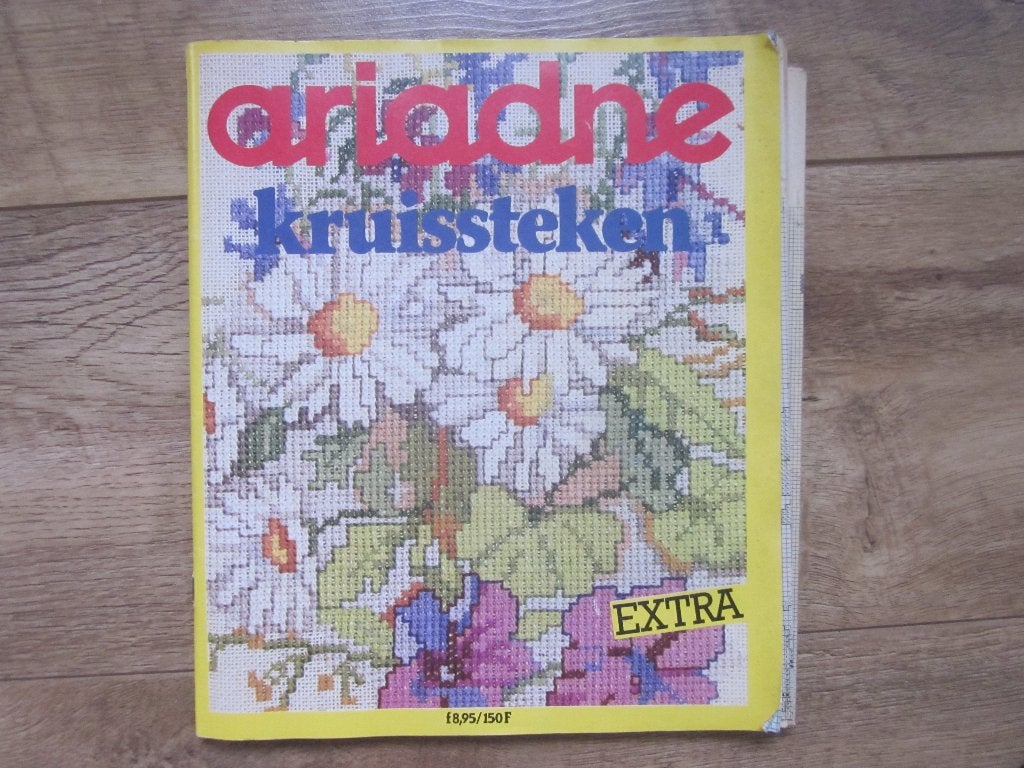 Ariadne Kruissteken Extra, Hobby en Vrije tijd, Ophalen of Verzenden, Zo goed als nieuw, Handborduren, Patroon