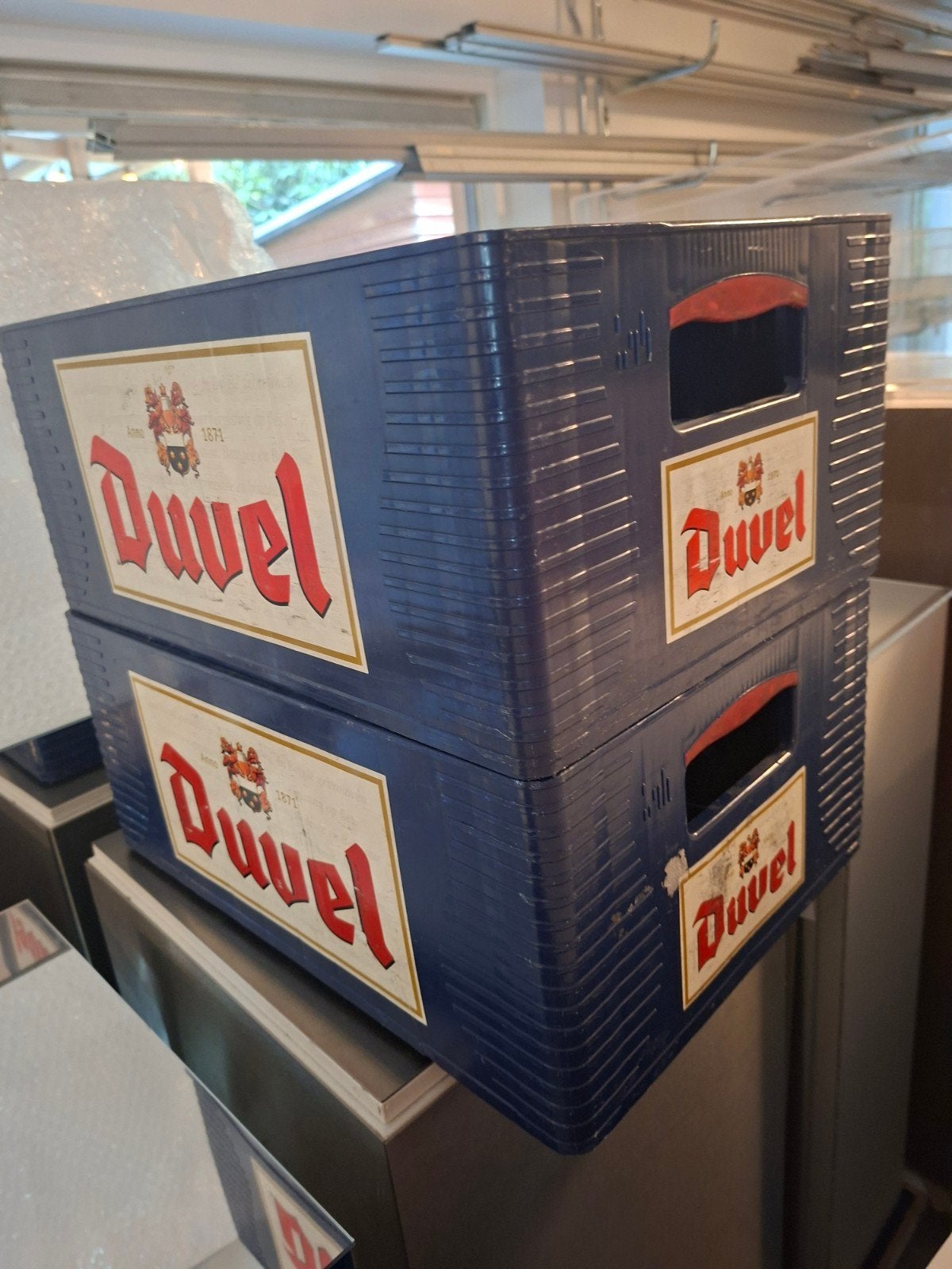 2 lege duvel bierkratten, Ophalen, Minder dan 40 cm, Doos, Minder dan 35 cm