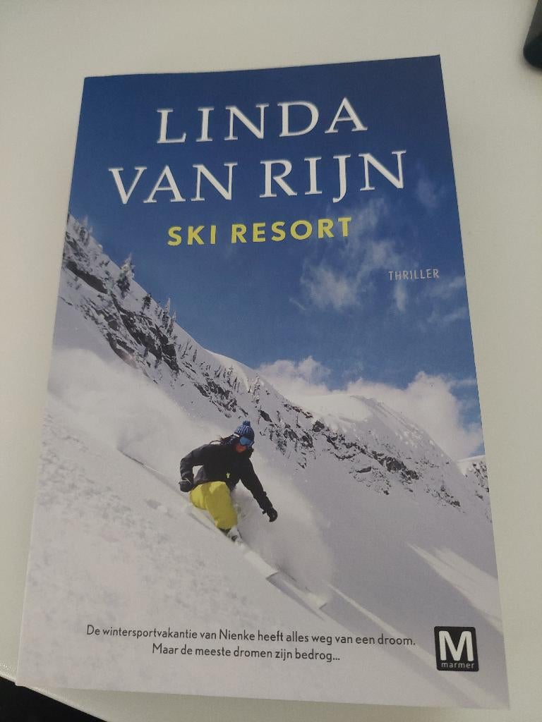 Ski Resort - Linda van Rijn, Boeken, Thrillers, Zo goed als nieuw, Ophalen of Verzenden