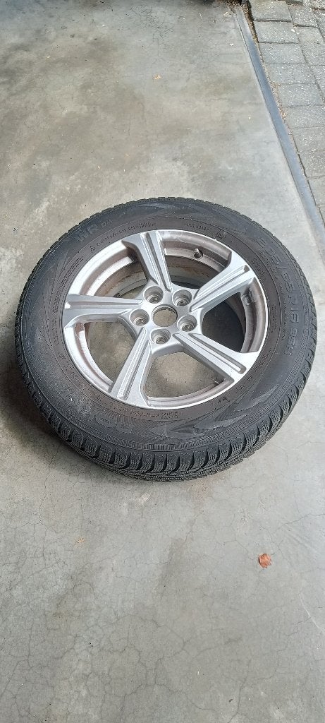 4 lichtmetalen velgen met Nokian winterbanden 5x108, 7mm pro, Auto-onderdelen, Banden en Velgen, Ophalen, Gebruikt, 16 inch, Banden en Velgen