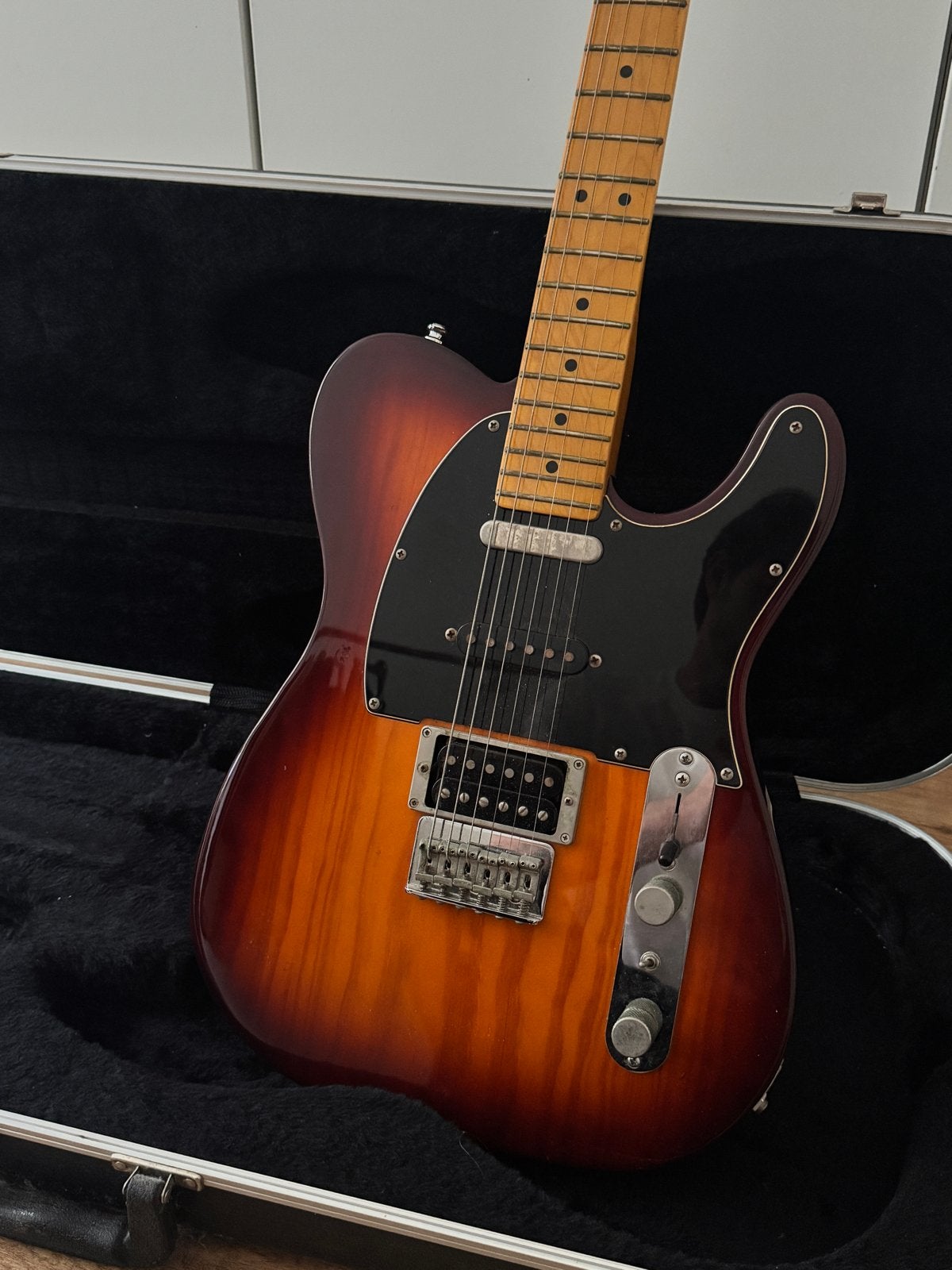 Fender Telecaster, Ophalen, Zo goed als nieuw, Solid body, Fender