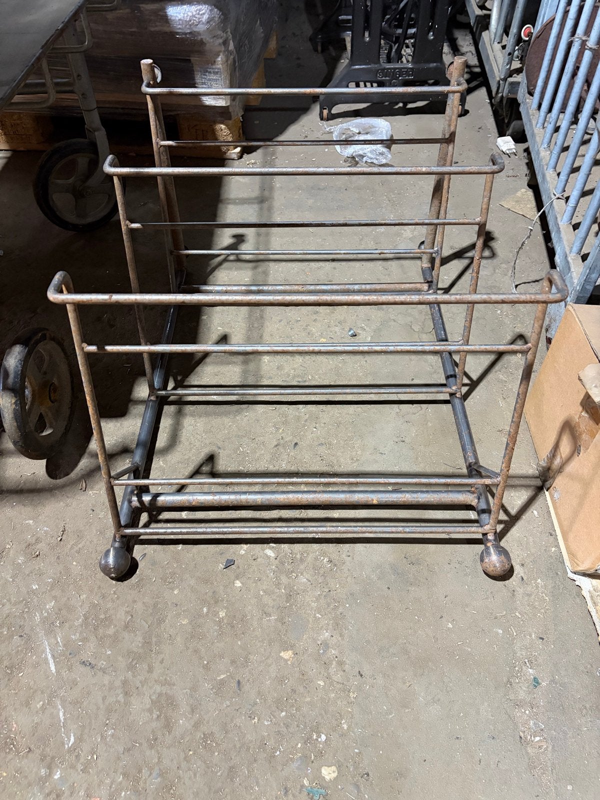 Vintage metal rek - industrieel design, Ophalen, Gebruikt