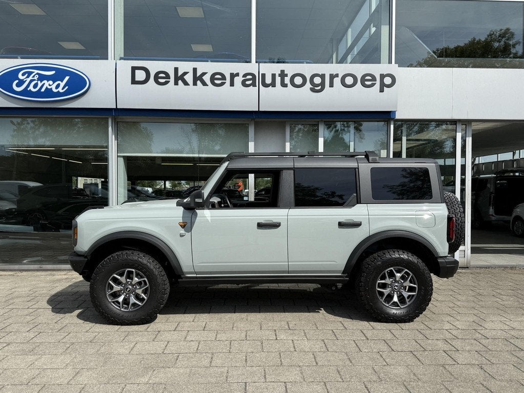 Ford Bronco 275 pk 4WD Badlands Grijs Kenteken, Auto's, Ford Usa, Gebruikt, Euro 6, Bedrijf, Automatische klimaatregeling