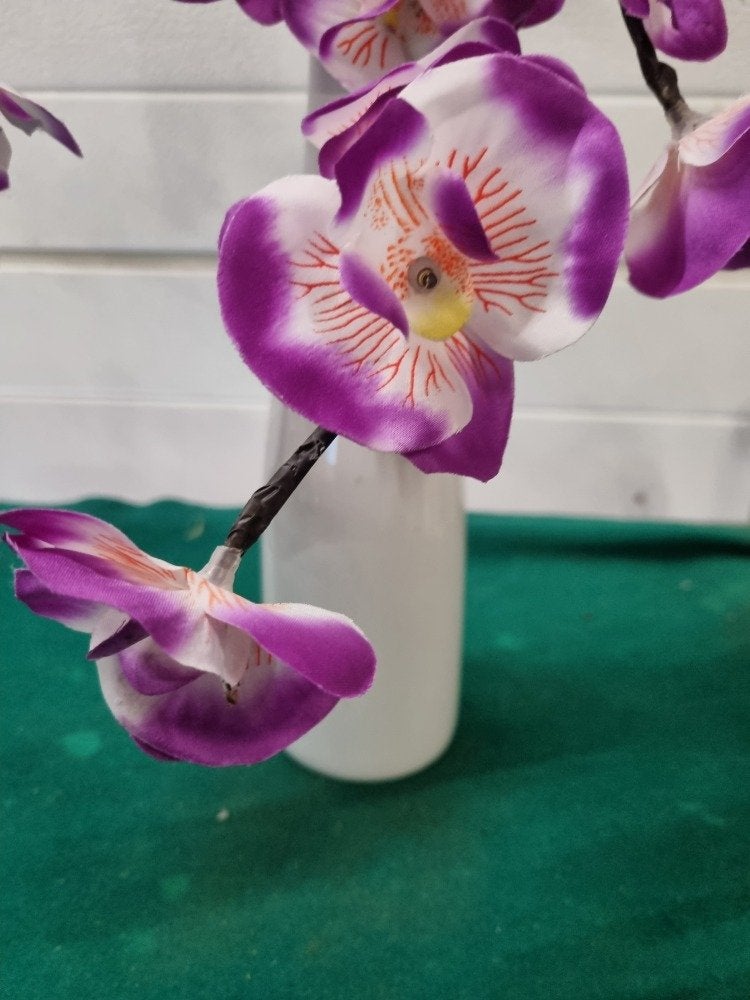 kunstbloemen orchidee met led verlichting, Ophalen of Verzenden, 'T Olde Gre-j, Info@toldegrej.nl, Endepoelstraat 20f Didam
