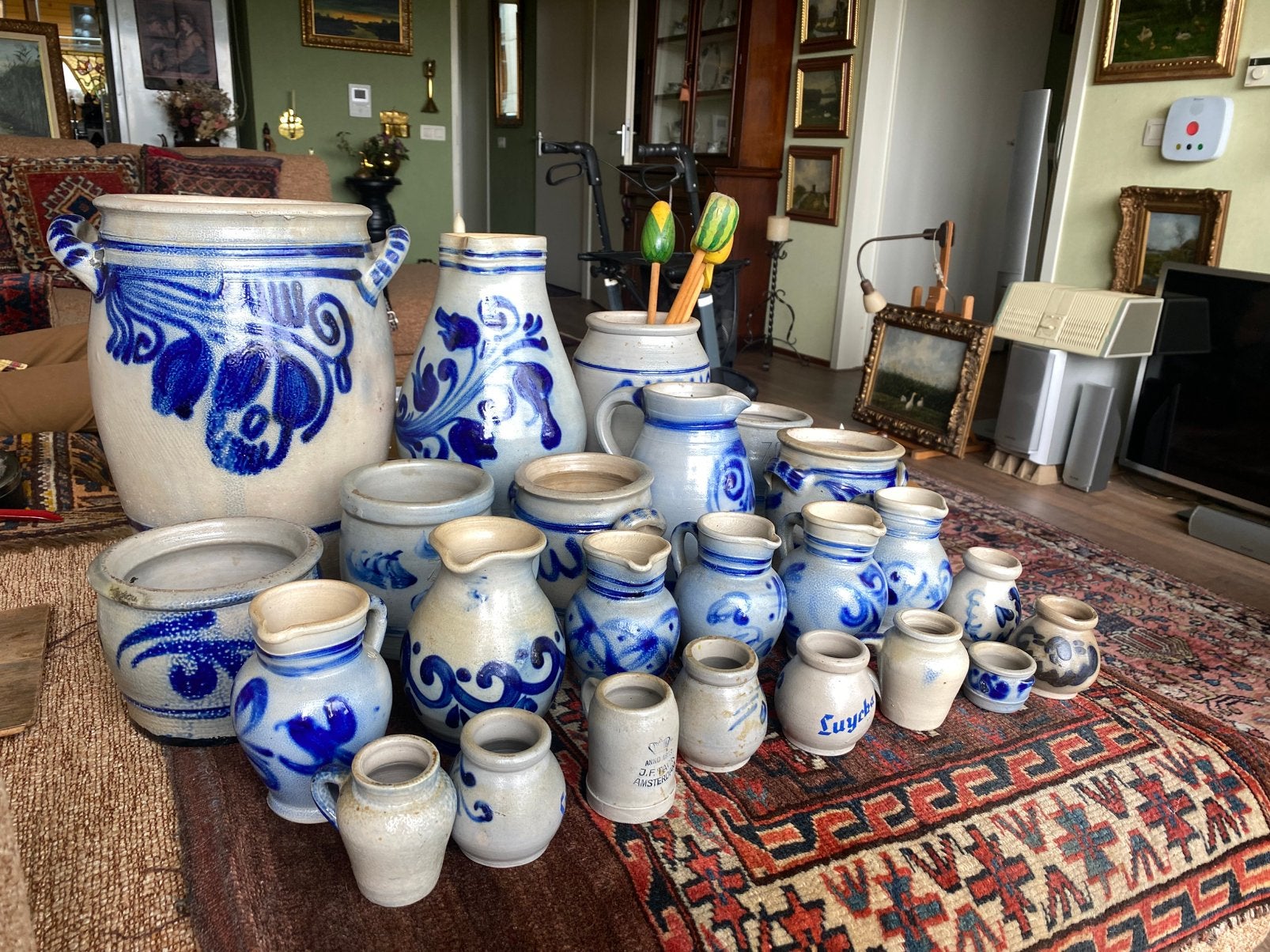 24 delig keulse oude potten en kannen, Antiek en Kunst, Antiek | Keramiek en Aardewerk, Ophalen