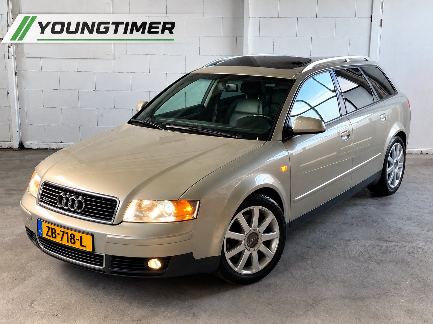 Audi A4 Avant 3.0L V6 • VOLL OPTIES • YOUNGTIMER • TREKHAAK!
