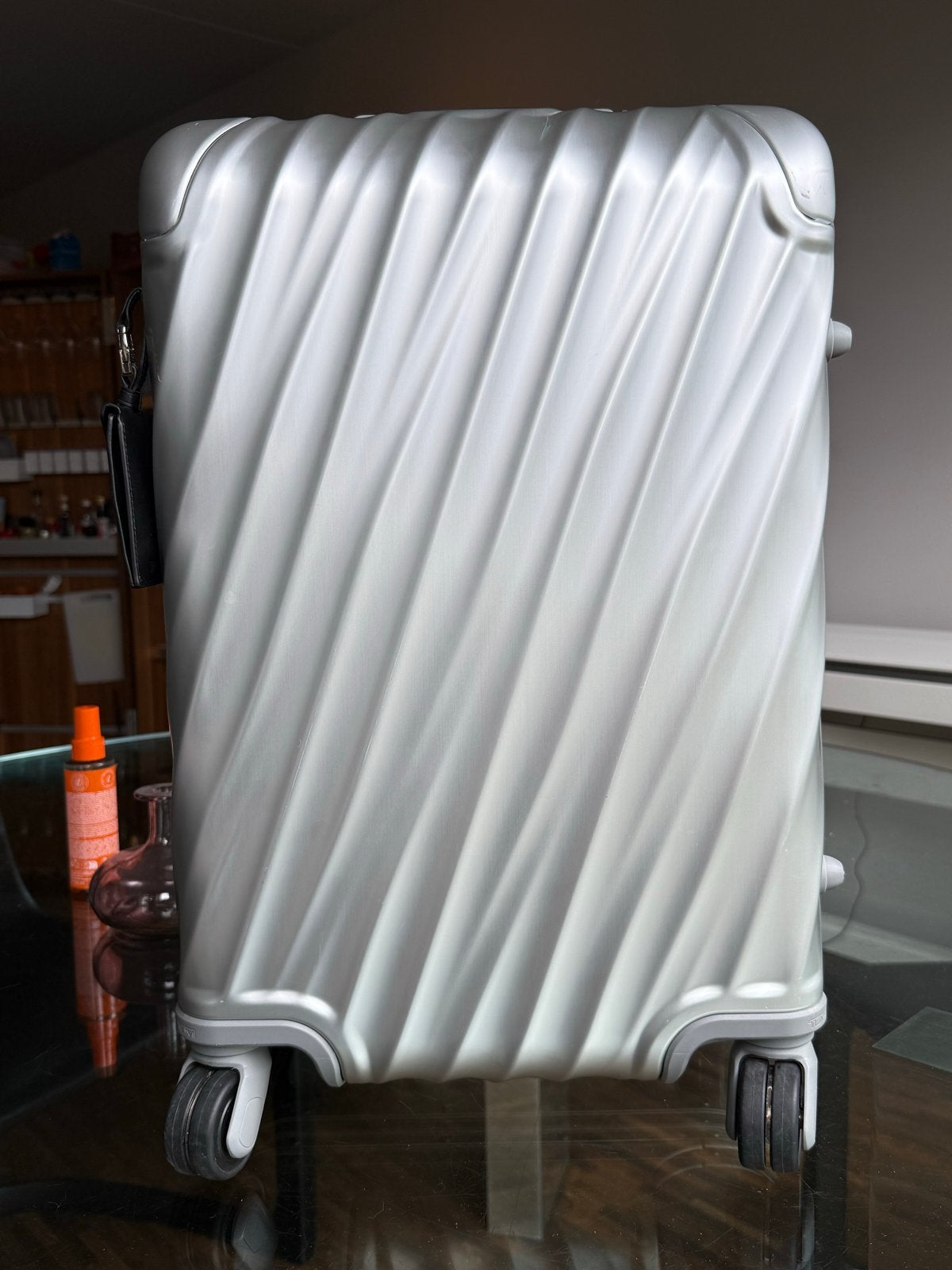 Tumi 19 Degree Aluminium Spinner 56cm - Gloednieuw, Ophalen, 30 cm of meer, Minder dan 40 cm, Nieuw