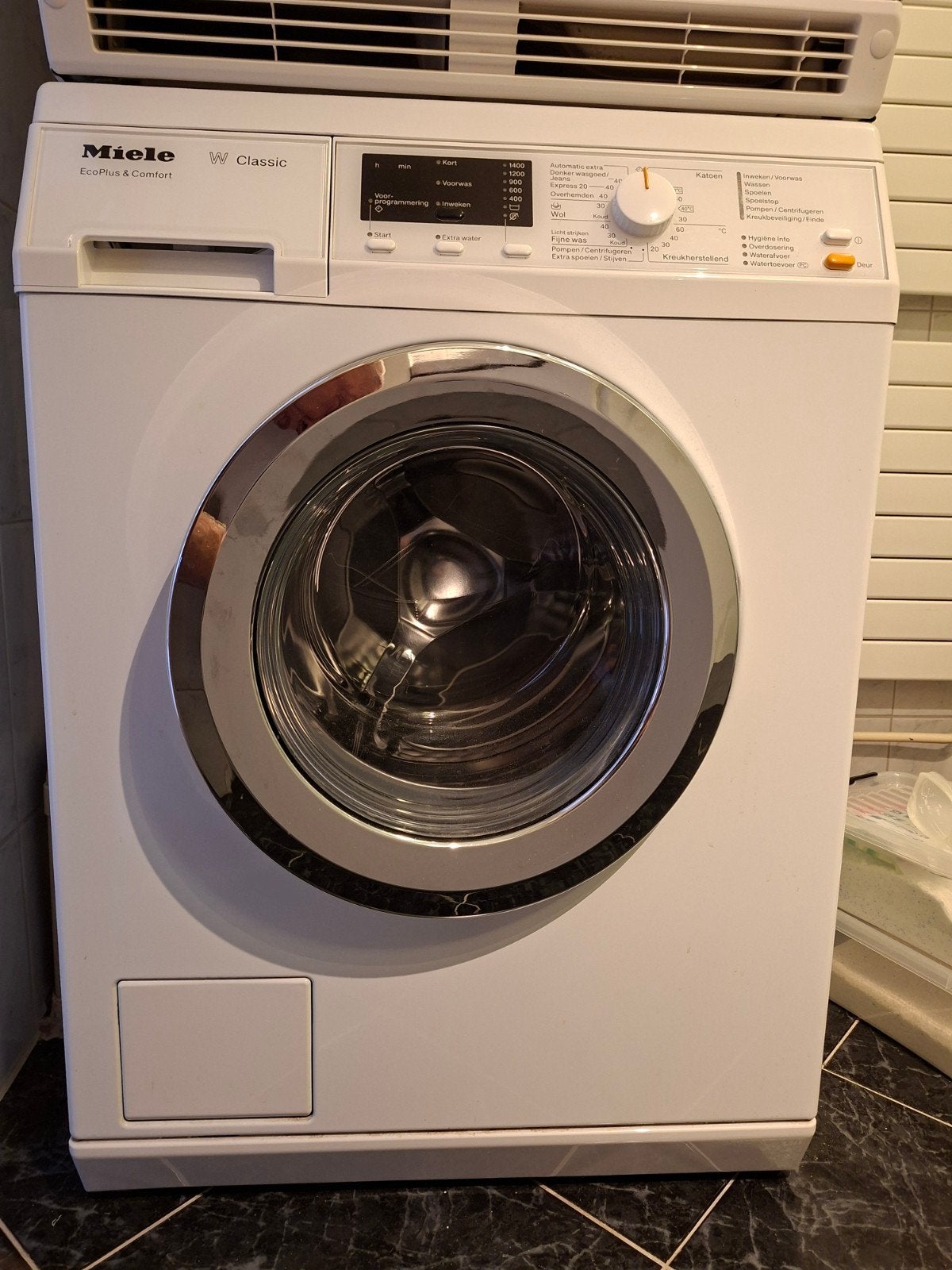 Miele wasmachine en wasdroger, Ophalen, Gebruikt, Wolwasprogramma, Voorlader