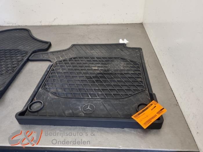 Matten Set van een Mercedes Vito, Gebruikt, -, Ophalen of Verzenden, -