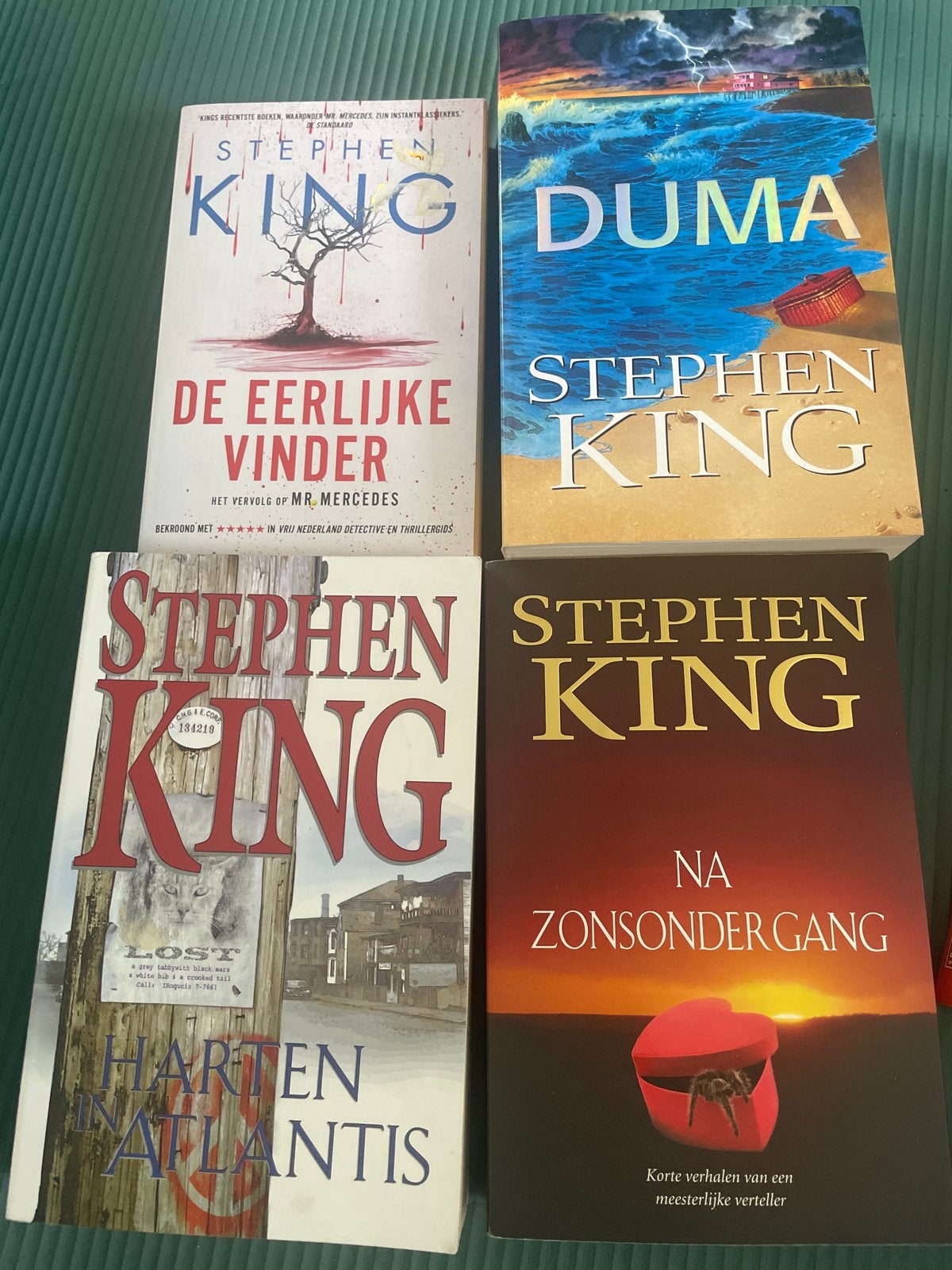 Stephen King Boeken: Duma, De Eerlijke Vinder, Harten in Atl, Ophalen of Verzenden, Gelezen